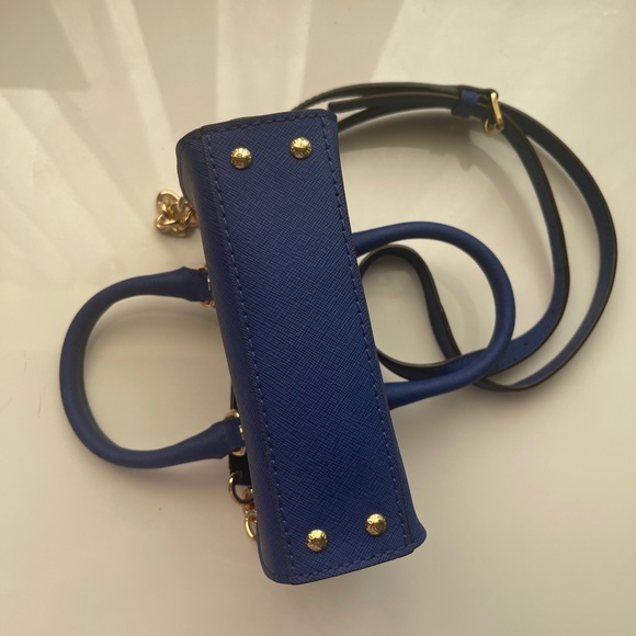 Michael Kors mini Hamilton lock cross body bag - Picture 3 of 5